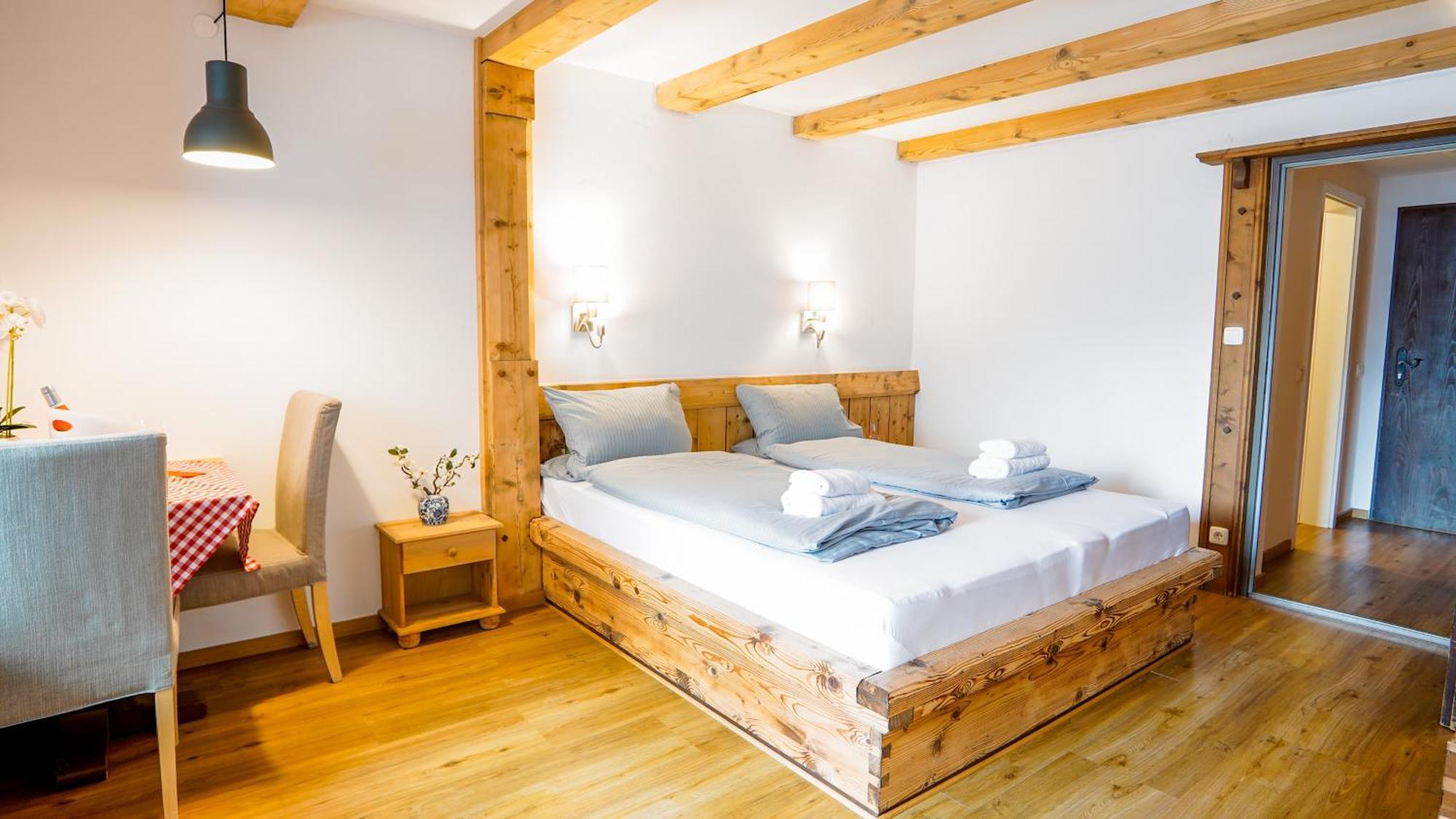 Landgasthof Zum Papyrer - Erholung Im Urlaubsgebiet Lenggries Room photo